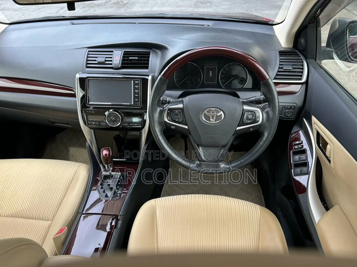 Toyota Premio 2020