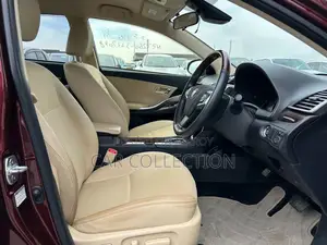 Toyota Premio 2020