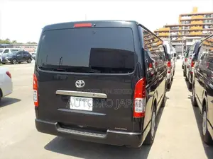 Toyota Hiace Super GL 2021