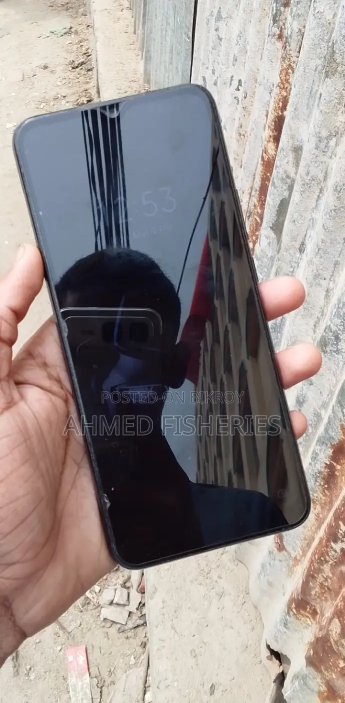 Infinix Hot 11 Play . (Used)