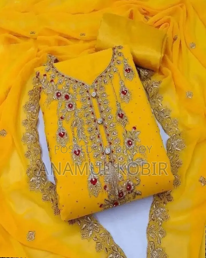 New Design Beautiful Three-Piece Collection