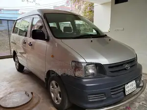 নোহা গাড়ি ভাড়া