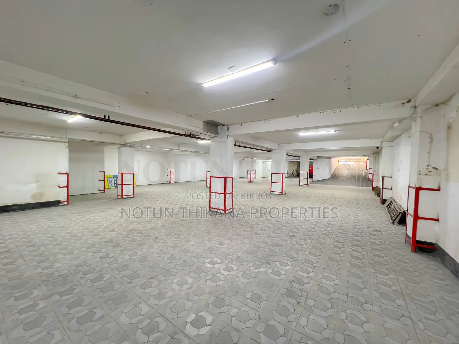 5500 Sqft Premium Commercial Space Available for Rent in Mirpur.