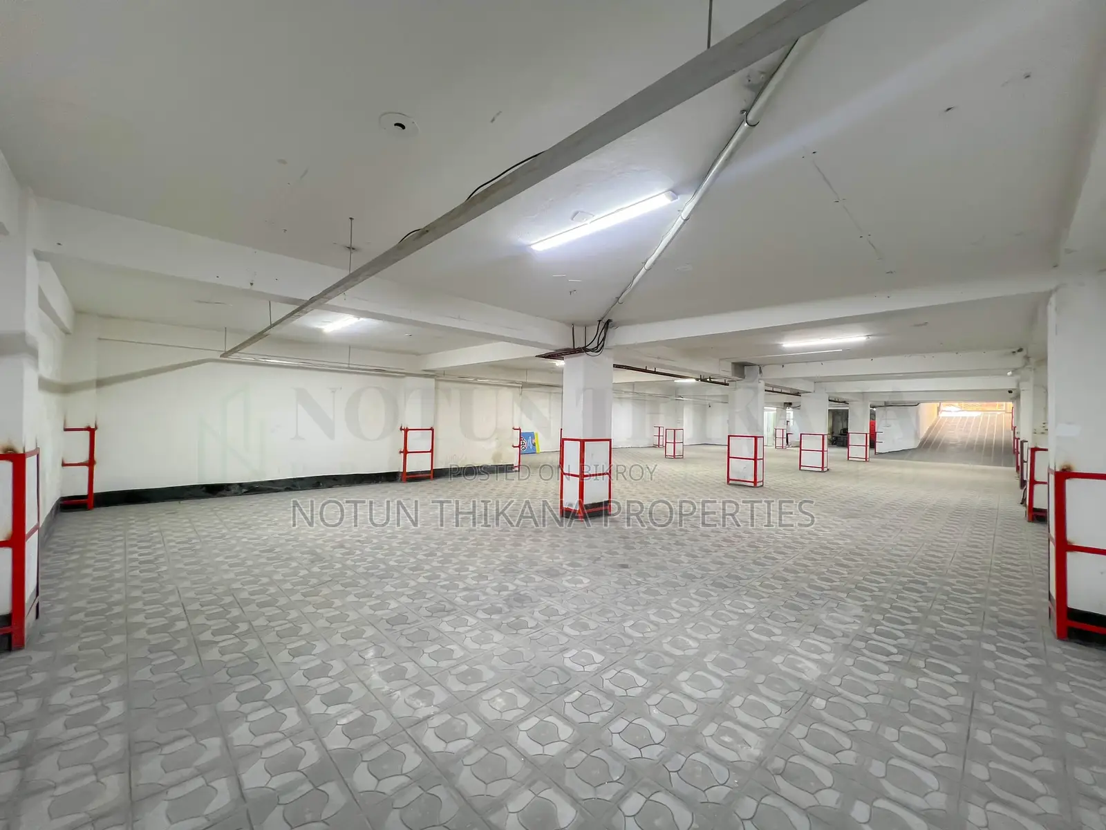 5500 Sqft Premium Commercial Space Available for Rent in Mirpur.