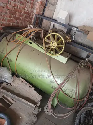 Air Compressor বড় হাওয়ার মেশিন