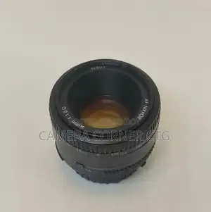 Nikon 50mm 1.8 D available