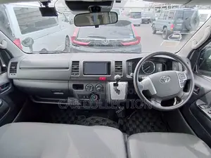 Toyota Hiace Ambulance GL 2020