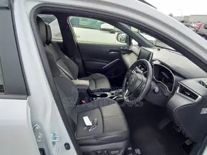 Toyota Corolla Cross Z Pearl Full Option 2022
