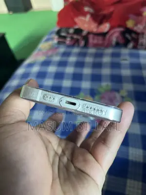 অ্যাপল আইফোন ১৩ (ব্যবহৃত)