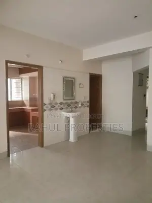 Used Flat For Sale In Bashundhara R/A- Block-D
