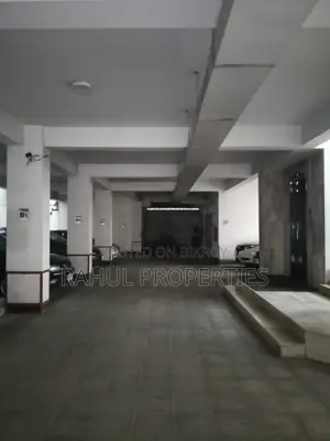 Used Flat For Sale In Bashundhara R/A- Block-D