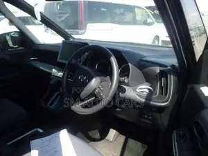Toyota Noah Hybrid X New Shape 2022