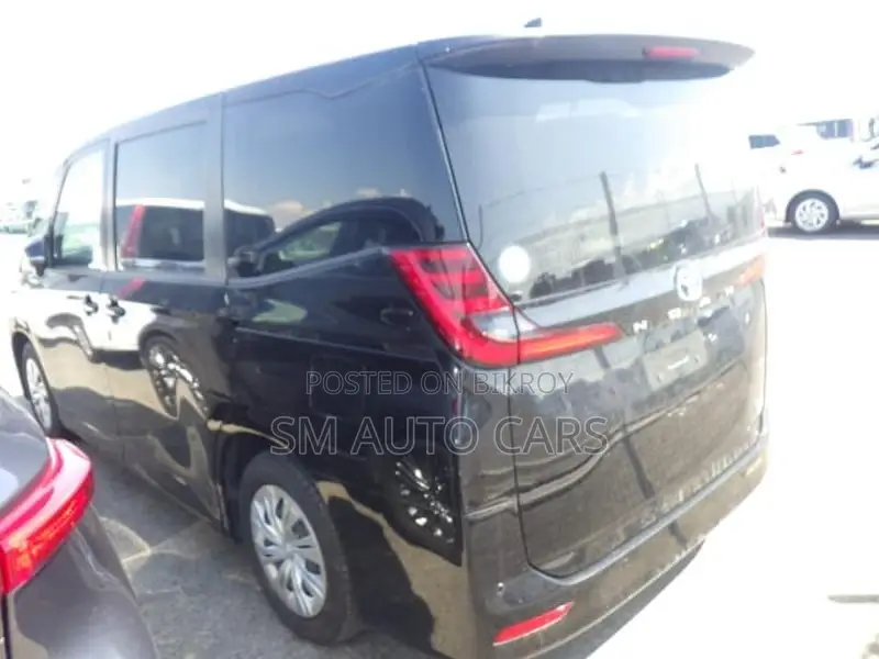 Toyota Noah Hybrid X New Shape 2022