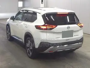 Nissan X-Trail Hybrid GEForce Pearl 2023