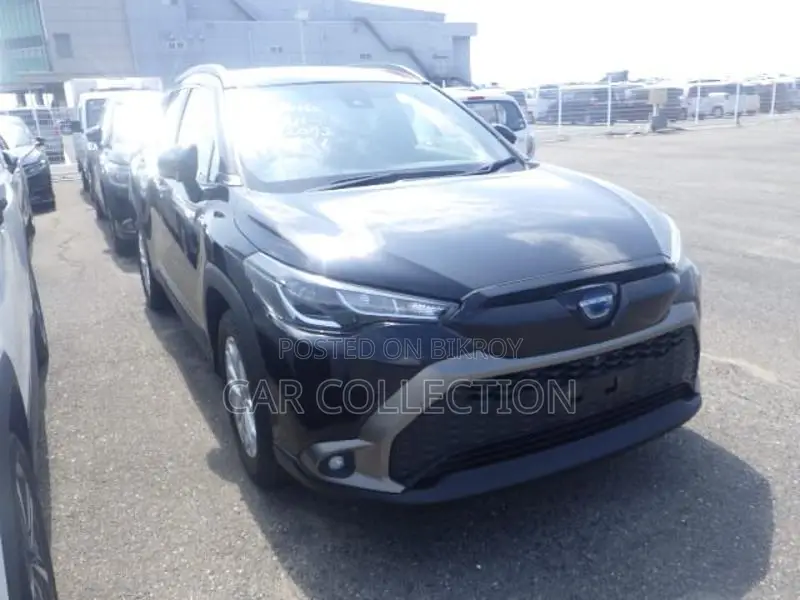 Toyota Corolla Cross S Hybrid Black 360° 2022