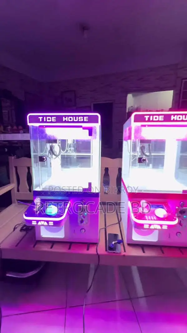 Brand new mini claw machine for business