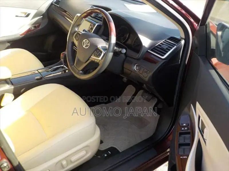 Toyota Premio FEX 2021