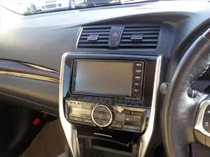 Toyota Premio FEX 2021