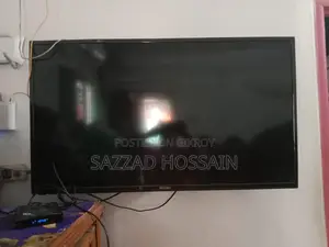 ৪২ ইঞ্চি ব্ল্যাক এলইডি টিভি