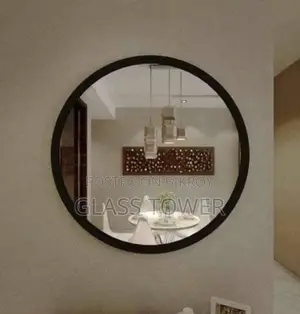 Round Wall Mirror