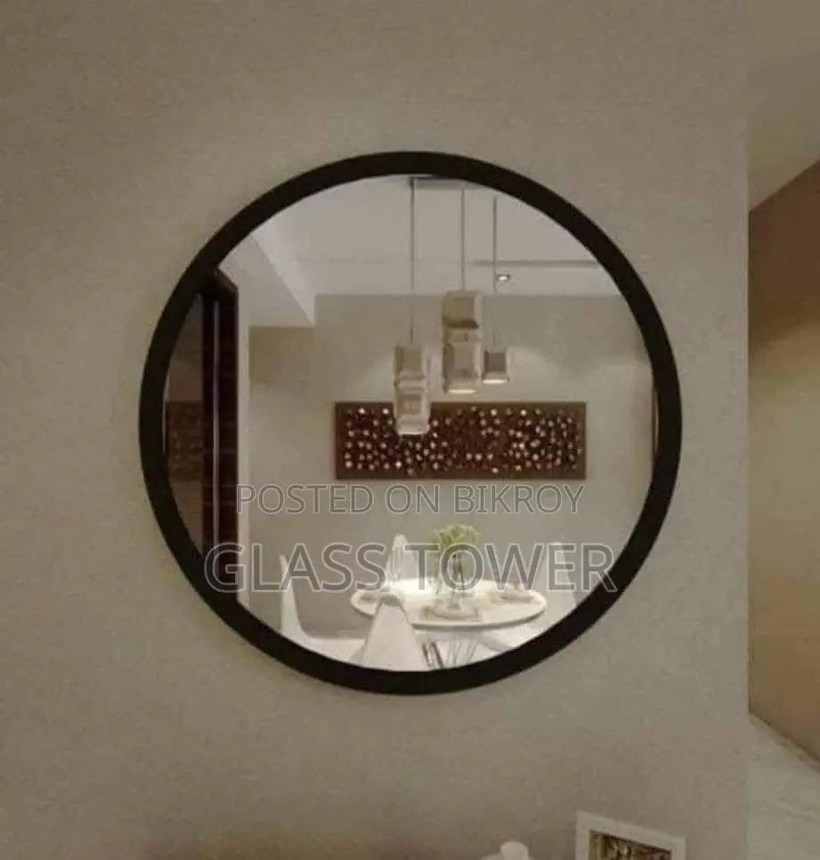 Round Wall Mirror