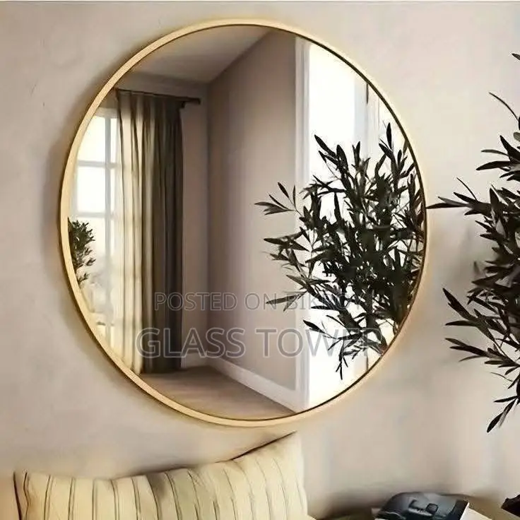 Round Wall Mirror