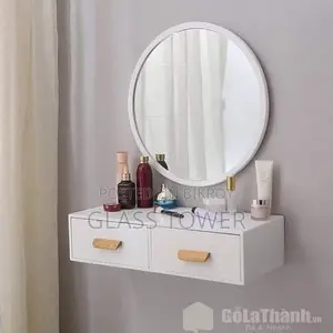 Round Wall Mirror