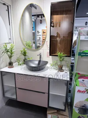 Round Wall Mirror