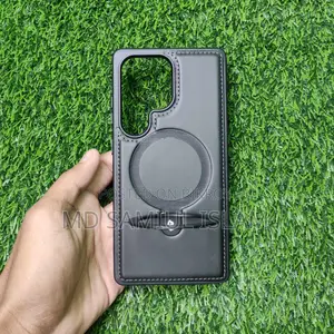 Samsung S25 Ultra Magnetic Stand Case