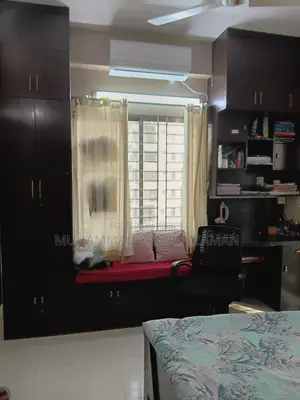 Flat Sale in Prime Location