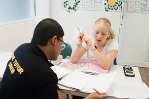 খিলগাঁওয়ে পুরুষ হোম টিউটর