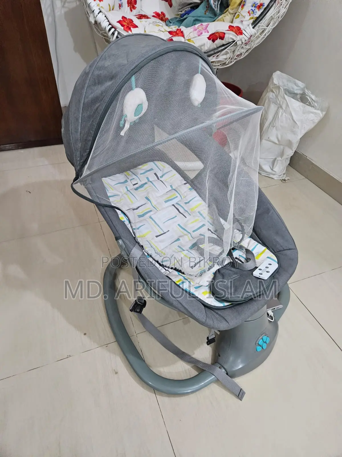Baby Cradle Mastela 3 in 1 Delux Multi-functional Bassinet