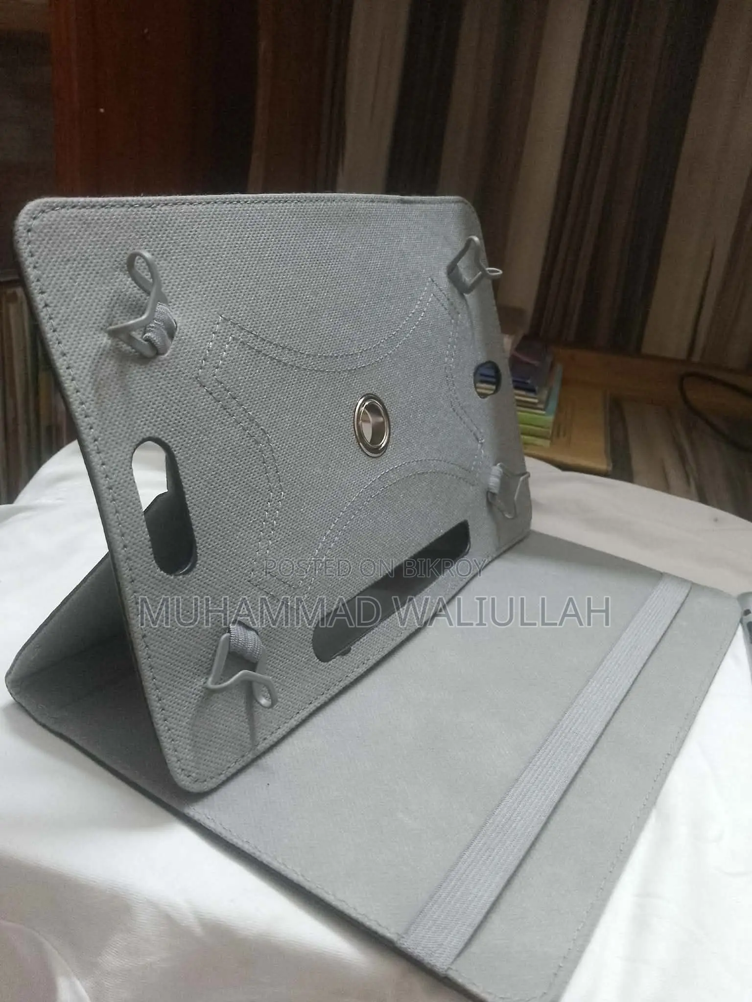 Apple Ipad 2 (16gb) – স্মুথ কন্ডিশন, সাথে ফ্রি চার্জার ও কভার”