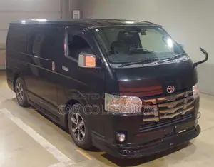 Toyota Hiace 2021
