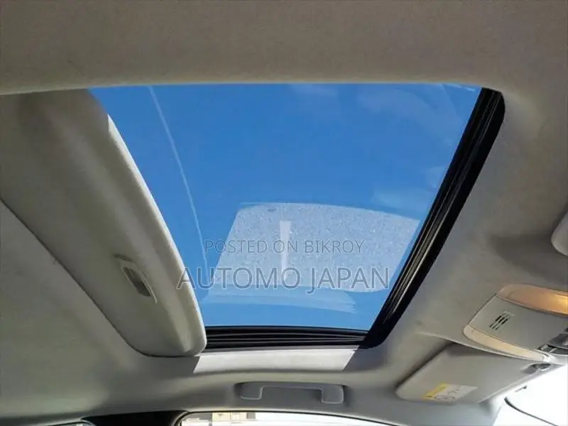 Toyota Prius S Led 2019