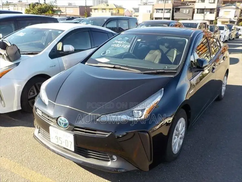 Toyota Prius S Led 2019