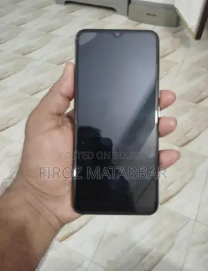 Vivo V20 . (Used)