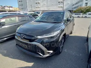 Toyota Corolla Cross Z Black Full Option 2024