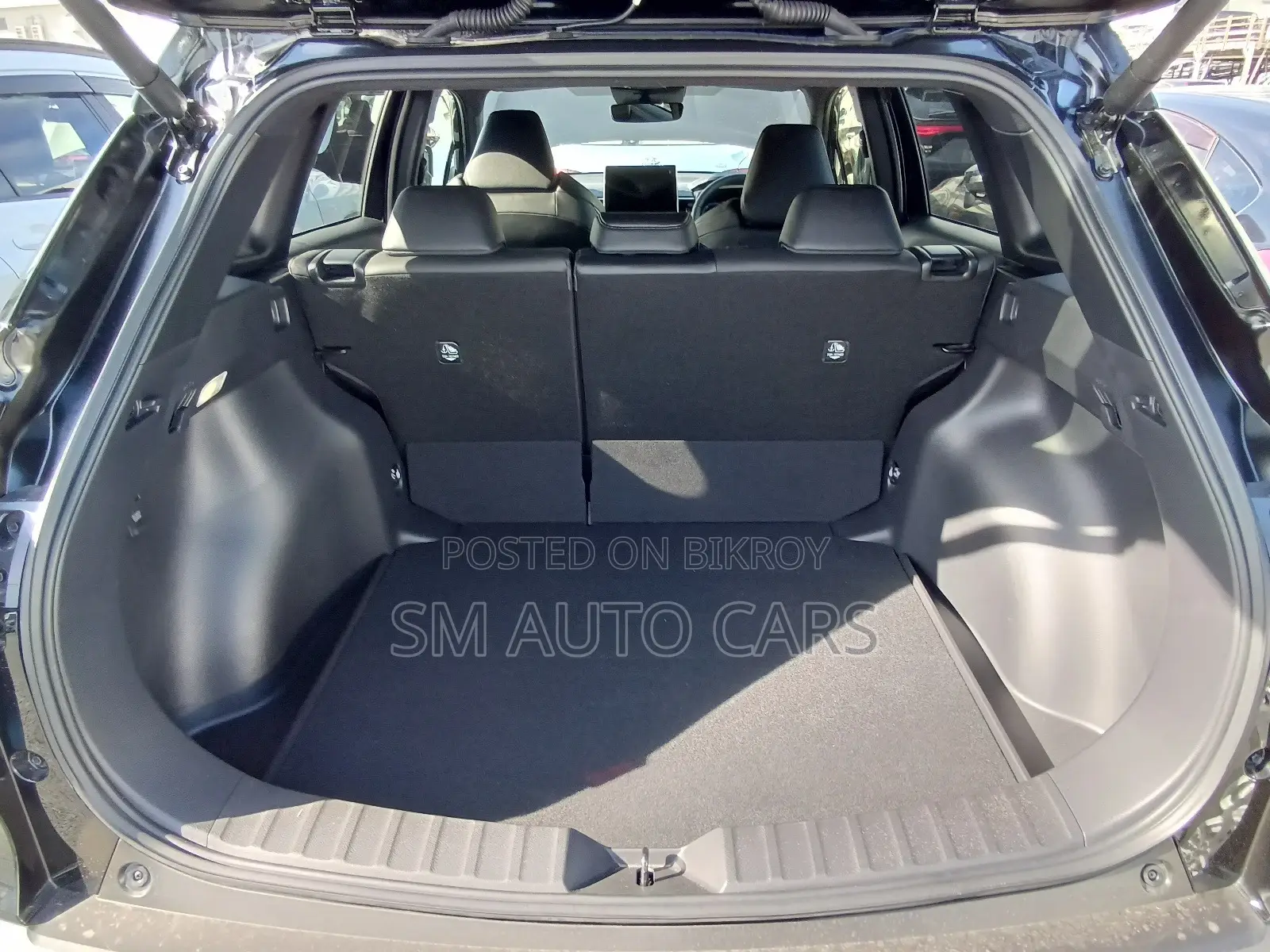 Toyota Corolla Cross Z Black Full Option 2024