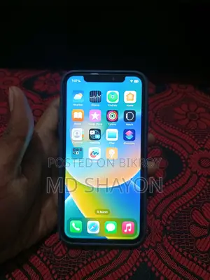 Apple iPhone X 64GB (Used)