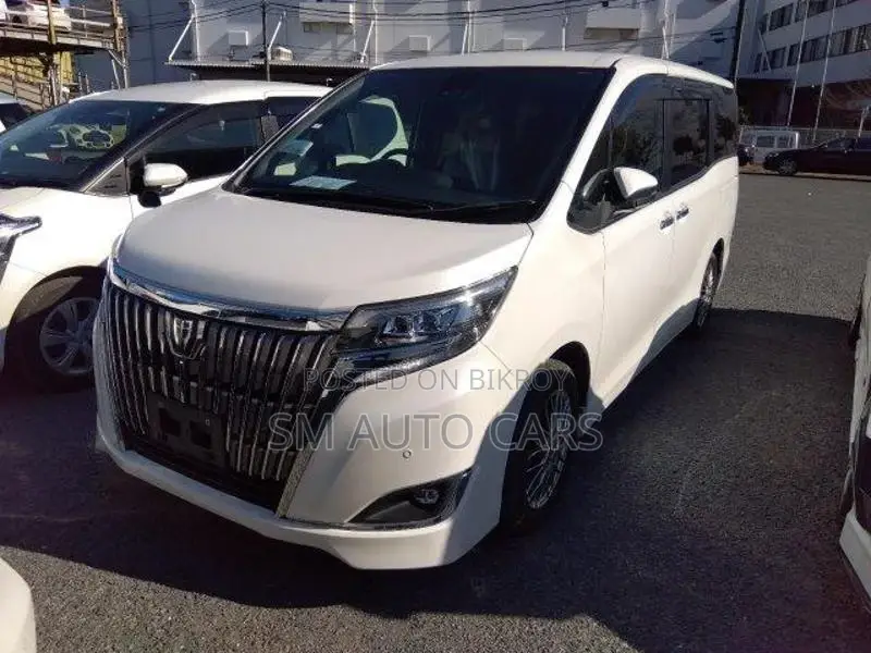 Toyota Esquire Petrol Gi Pearl 2021