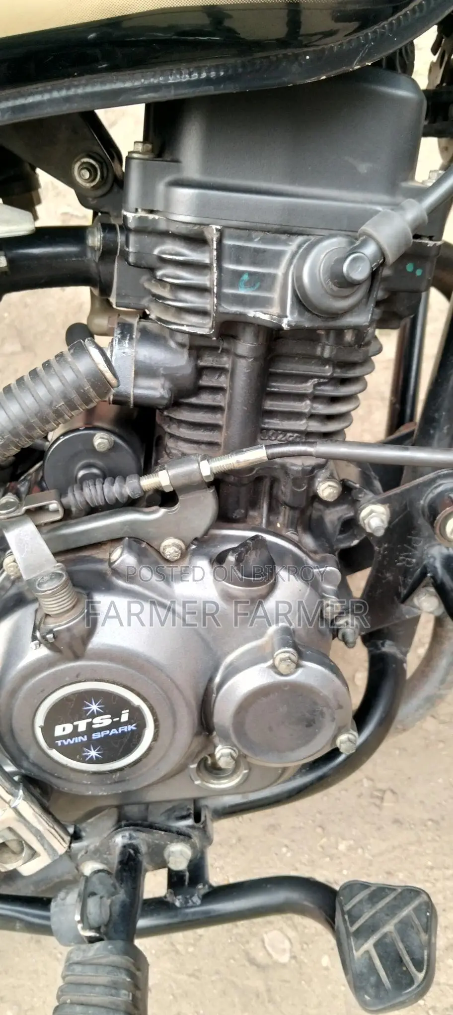 Bajaj Platina 100 . 2016
