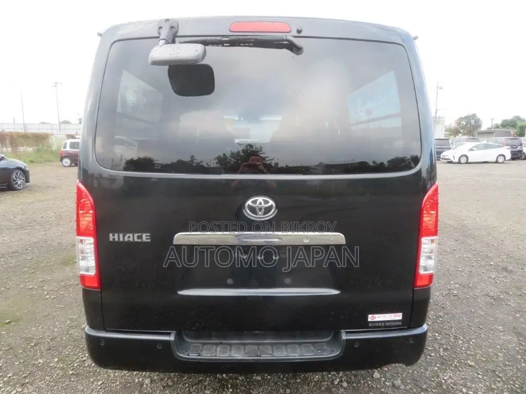 Toyota Hiace DX GL 2020