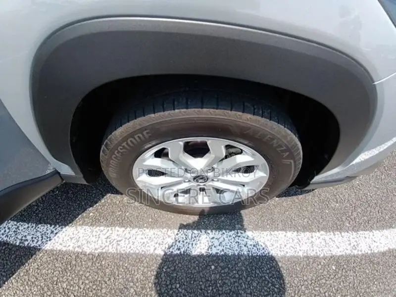 Toyota Corolla Cross S Grade. grey 2022