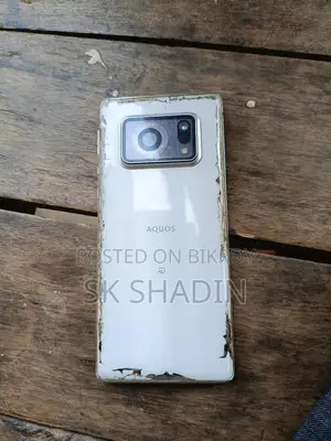 SHARP Aquos zero 6 . (Used)