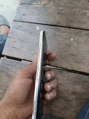 SHARP Aquos zero 6 . (Used)