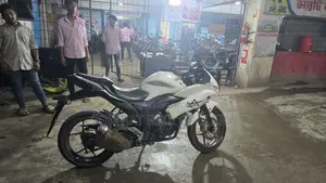Suzuki Gixxer SF . 2014