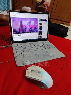 Microsoft Surface Laptop 2 ইমার্জেন্সি সেল, ফুল ফ্রেশ কন্ডিশন