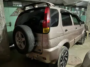 টয়োটা ক্যামি জি এসইউভি অকটেন রান ২০০৪
