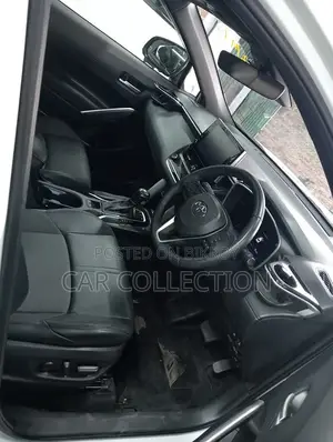 Toyota Corolla Cross Z Leather Hyb Pearl 2022